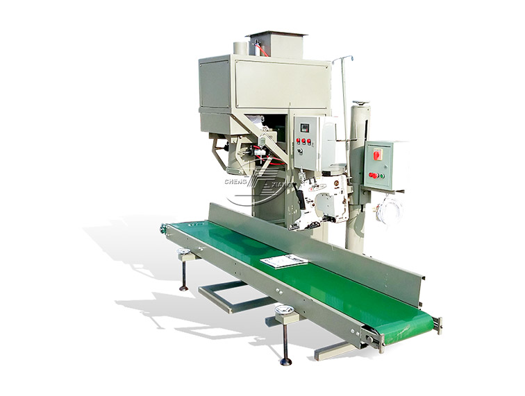 Automatic weighing and packing machine